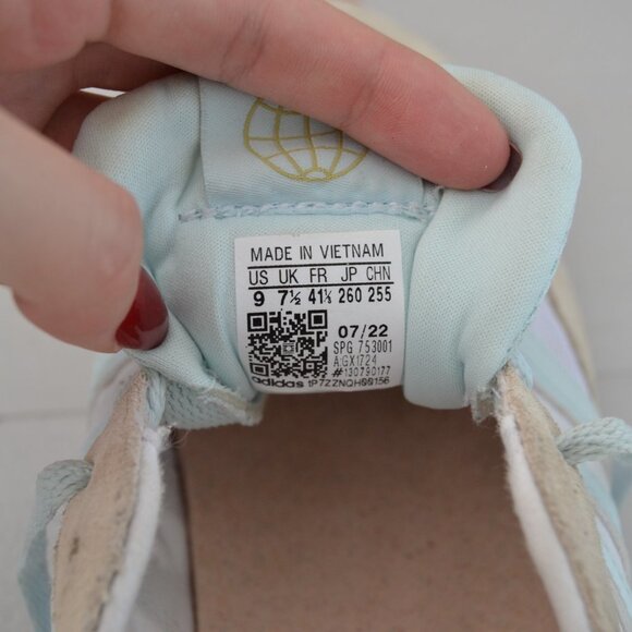 Adidas Womens Run 70s Shoe Size 9 White Blue and Tan - Picture 8 of 10